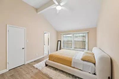 1054 Margate Drive, Pearland, TX 77584 - Photo 13