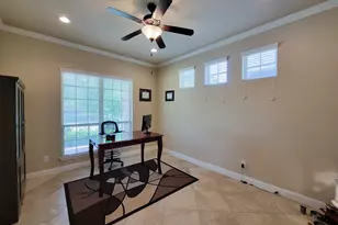 715 Charleston Heights Ln, Sugar Land, TX 77479 - Photo 5