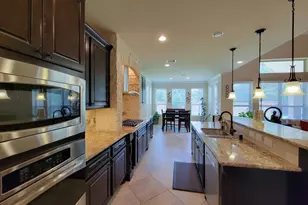 715 Charleston Heights Ln, Sugar Land, TX 77479 - Photo 11