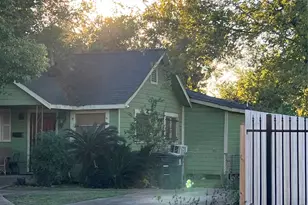 4305 Los Angeles St, Houston, TX 77026 - Photo 9