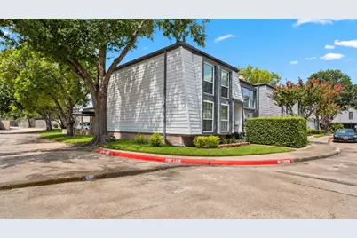 10211 Beekman Place Drive Drive, Houston, TX 77043 - Photo 3