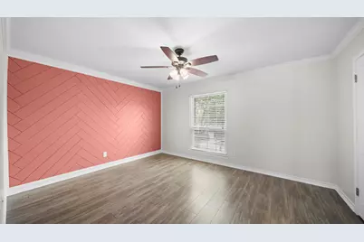 10211 Beekman Place Drive Drive, Houston, TX 77043 - Photo 17