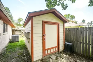 16610 Convoy Ct, Crosby, TX 77532 - Photo 21