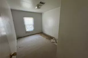 11707 Greenglen Dr, Houston, TX 77044 - Photo 5