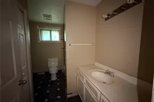 11807 Sharpview Dr, Houston, TX 77072 - Photo 5