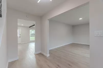 28814 Enchanted Drive, Shenandoah, TX 77381 - Photo 5