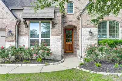 4723 Trickle Creek Court, Fulshear, TX 77441 - Photo 5