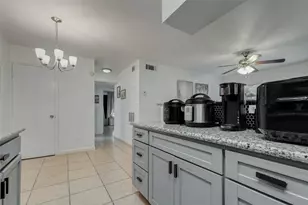 2750 Holly Hall St, Houston, TX 77054 - Photo 11