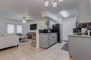 2750 Holly Hall St, Houston, TX 77054 - Photo 9