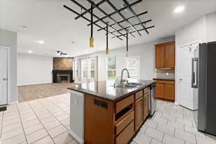 135 S Spinning Wheel Cir, The Woodlands, TX 77382 - Photo 27