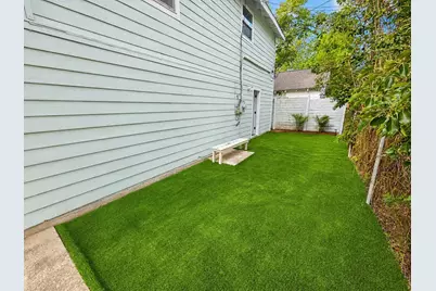 2215 46th Street, Galveston, TX 77551 - Photo 3