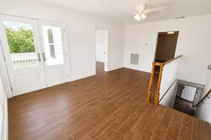 2215 46th St, Galveston, TX 77551 - Photo 5