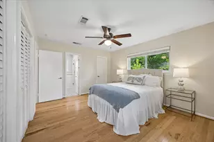 8922 Springview Ln, Houston, TX 77080 - Photo 9