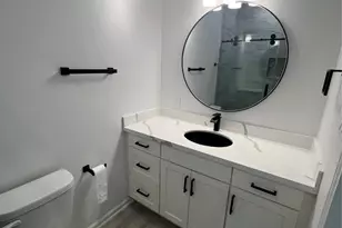 226 S Y St, La Porte, TX 77571 - Photo 17