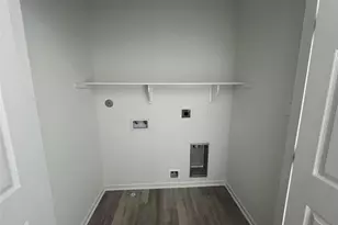 226 S Y St, La Porte, TX 77571 - Photo 11