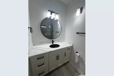 226 S Y Street, La Porte, TX 77571 - Photo 15