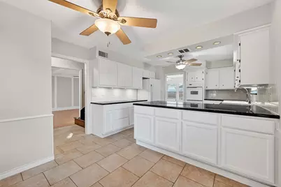 906 Crossfield Drive, Katy, TX 77450 - Photo 17