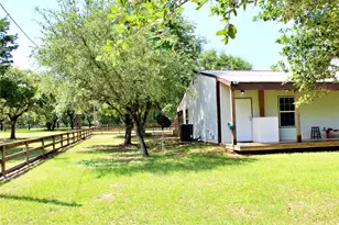 220 Crooked Creek, Sheridan, TX 77475 - Photo 39