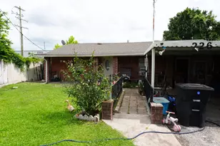 226 Frawley St, Houston, TX 77009 - Photo 1