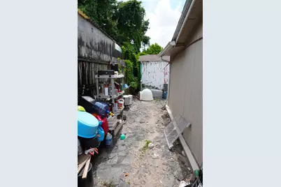 226 Frawley Street, Houston, TX 77009 - Photo 27