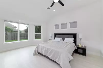 10910 Kirker Lane, Richmond, TX 77407 - Photo 15