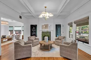 501 Avondale St, Houston, TX 77006 - Photo 7