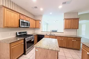 12211 Meadow Crest Ct, Meadows Place, TX 77477 - Photo 7