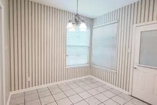 12211 Meadow Crest Ct, Meadows Place, TX 77477 - Photo 9