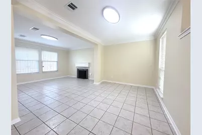 12211 Meadow Crest Court, Meadows Place, TX 77477 - Photo 5