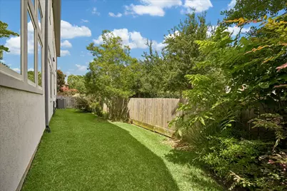 1607 Pinot Circle, Houston, TX 77055 - Photo 5