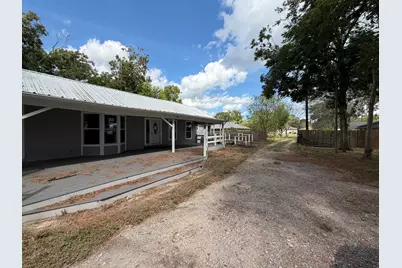 804 Tovrea Road, Alvin, TX 77511 - Photo 3