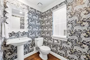 1537 Haddon St, Houston, TX 77006 - Photo 33