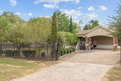 16320 Summit Oaks Drive, Conroe, TX 77303 - Photo 1