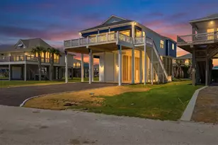 4411 Strand Ave, Crystal Beach, TX 77650 - Photo 3