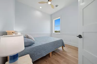 4411 Strand Avenue, Crystal Beach, TX 77650 - Photo 27