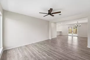 4110 Brookston St, Houston, TX 77045 - Photo 9