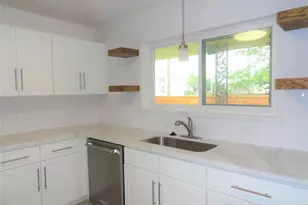 2528 Avenue K, Galveston, TX 77550 - Photo 5