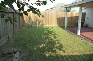13030 Maile Park Dr, Houston, TX 77034 - Photo 17