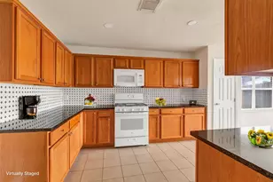 6030 Sandy Creek Dr, Baytown, TX 77523 - Photo 15