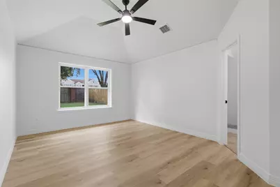 4823 Meadowglen Drive, Pearland, TX 77584 - Photo 17