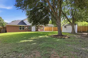 4823 Meadowglen Dr, Pearland, TX 77584 - Photo 31