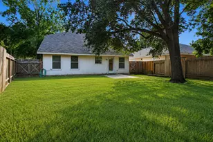 6 Thicket Grove Pl, The Woodlands, TX 77385 - Photo 45