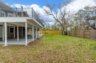 4509 Country Club Dr, Dickinson, TX 77539 - Photo 35