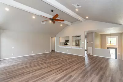 4509 Country Club Drive, Dickinson, TX 77539 - Photo 9