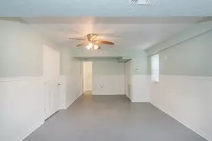 4509 Country Club Dr, Dickinson, TX 77539 - Photo 31