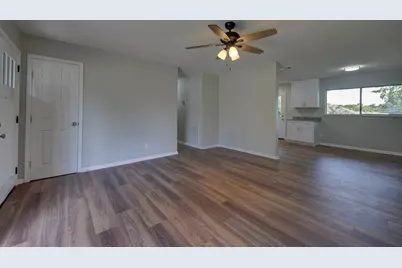 806 W Jefferson Street, Brenham, TX 77833 - Photo 3