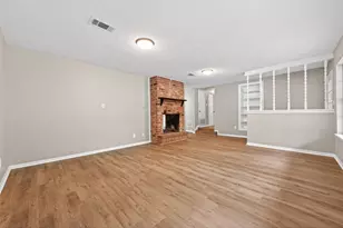 315 Hollywood Dr, Conroe, TX 77303 - Photo 5