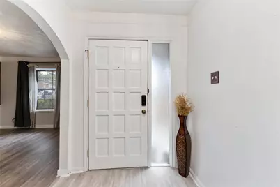 8111 Ivan Reid Drive, Houston, TX 77040 - Photo 3