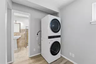 1529 Wirt Rd, Houston, TX 77055 - Photo 15