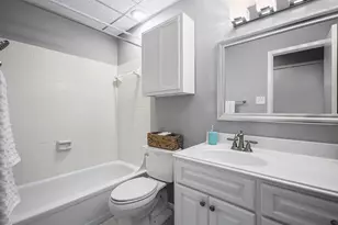 7065 N Holiday Dr, Galveston, TX 77550 - Photo 13
